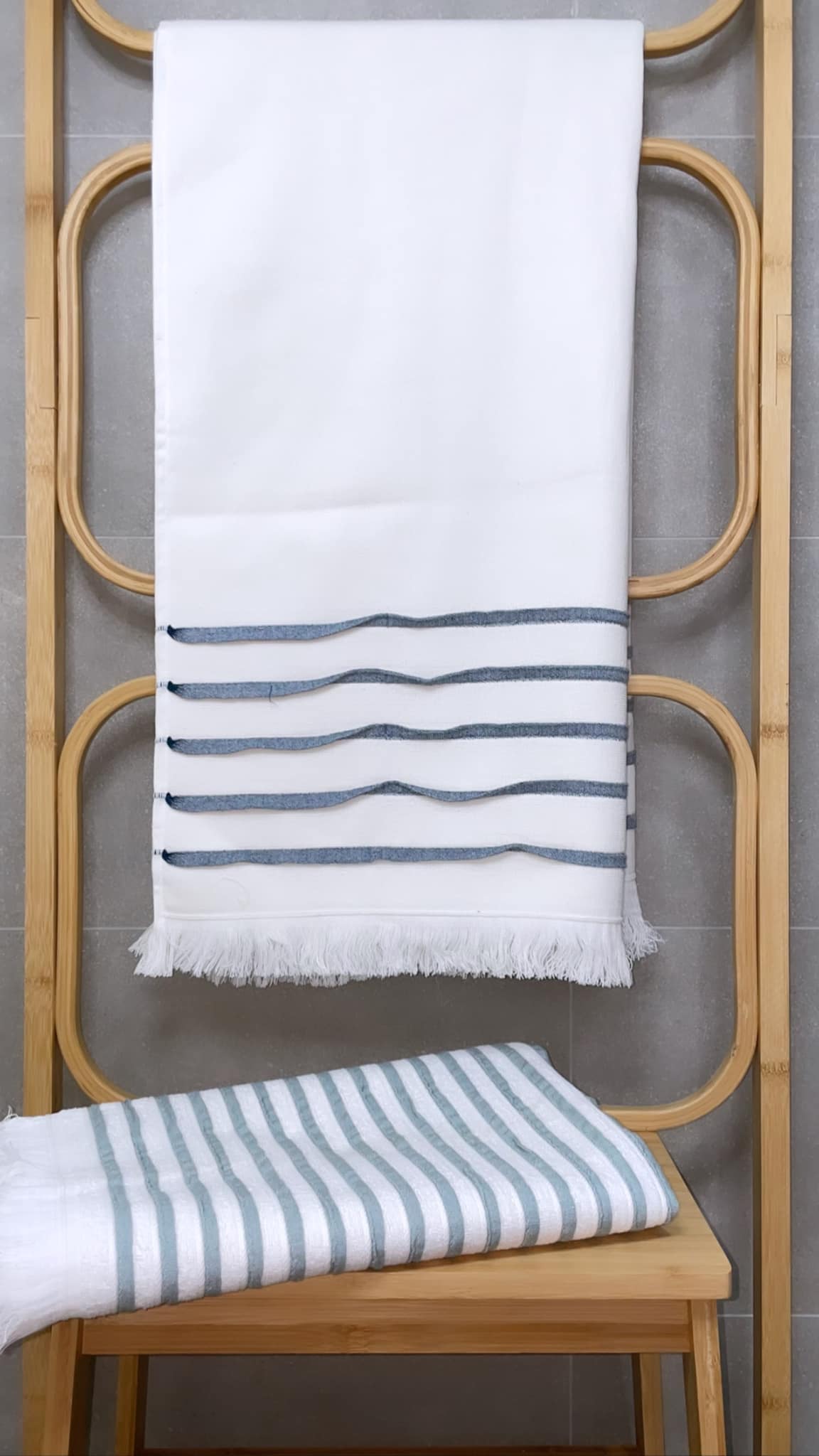 MILAS APPLIQUE - BEACH TOWELS